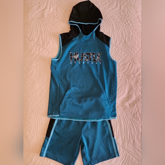 Short/Hoodie Set - Old Navy - Picture 1 of 12